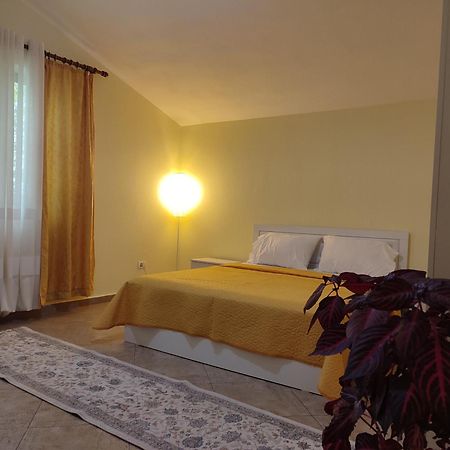 Rooms Xani Tirana Exterior photo